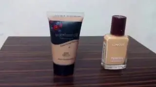 Comparison between lakeme liquid foundation and Colouressence aqua shimmer base