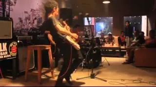 BLUESUKAN - Little Wing (Jimi Hendrix) at DC Milk Caffe & Bar