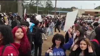 Georgia Norcross, GA &ndash; January 23, 2026: Huge Anti-ICE Student Walkout Erupts at Meadowcreek High&hellip;
