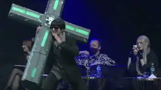 Trigun stampede 2023 -  Eseniy & Kurama - cosplay defile - Фан Фест