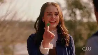 Legacies 3x07 Josie eats truth weed