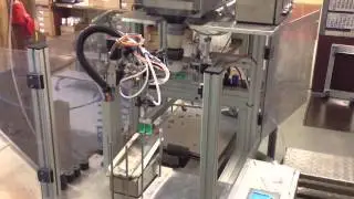 Automatic Filling of Pouches / Automatische Abf&uuml;llung von Beuteln