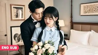 CEO Single For 30 Years, But Falls In Love At First Sight With Humble Waitress, Gently Pampers Her！