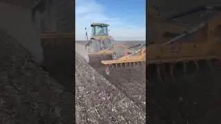 Challenger MT 765 con erpice a dischi frangizolle ma/ag frangizolle carrellato ED V I 970