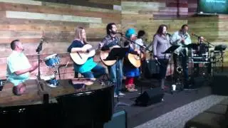 Iglesia North Coast Church Worship Band Song 1