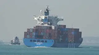 Container Ship 《STIC FUJIAN》Crossing the Tsing Ma Bridge in HK 20260109_C0008