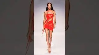 Confident Runway Walk | Joan Smalls for Versace