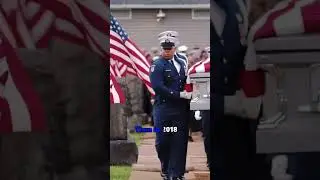 Его флаг ждал 81 год, чтобы его сложили для него 🇺🇸💔 #история #Втораямировая война