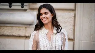 Celebrity outfits July 2017