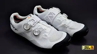 Sapatilha de Ciclismo DMT KM0 EVO Carbon MTB Sola Michelin