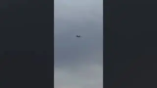 US Air Force F-22 Raptor Fighter Jet Shoots Upward to the Stratosphere & Disappears into the Clouds