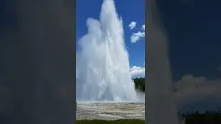 Giant Geyser, July 24, 2018 @ 1434
