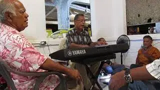 AM Family sings at Elynda William's funeral 04102018 0535