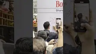 Akshay Kumar writing a Congratulatory Message for Bombay Times on them completing 30 years today