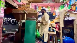 বন্ধুর সাথে অনেকদিন বাদে দেখা করতে আসলাম