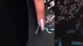 POOCHIEZ NAILS BLING GEL
