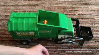 Tonka Mighty Motorized Garbage Truck