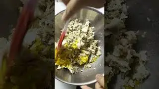 Making Matzo Brei! #Passover