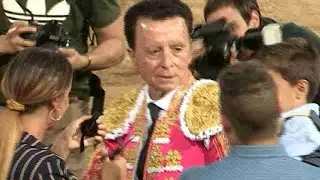 Ortega Cano se corta la coleta en San Sebastián de los Reyes