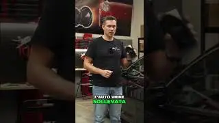 Solleviamo l&rsquo;auto di nascosto&hellip; e il telefono CI CHIAMA DA SOLO!