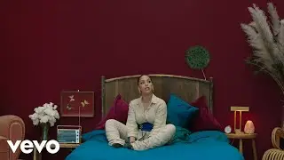 Saskia - Comme une fleur (Clip officiel)