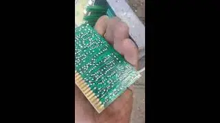 Placi electronice Romanesti , cuple cu contacte aurite, si alte componente  pentru reciclat.