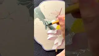 how to draw lotus on silk fan. #art  #chineseart #homedecor #国画 #lotus #silk #Chinesepainting