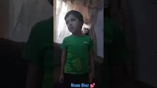 Manu D&iacute;az  cantando 💕