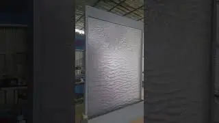 Steel wire mesh water curtain, as the name suggests, is carried by steel wire mesh.