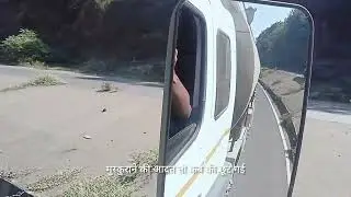 Khatarnak driving driver ki website  subscribe kro like share comment subscribe to you 😁