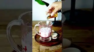 Dirty Strawberry Macchiato with Leverpresso