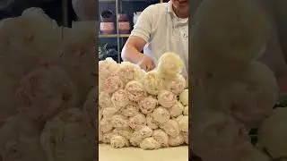 White Peonies 🤍 Timeless and pure, ready to make a graceful statement. #peony #peonies #whitepeony