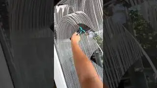 It was hard switching the squeegee channel with one hand 😅✨ #amazing #wow