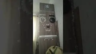Вітчім усилився ще й юристами, СБУ, і телебаченням. Охраннік мій його побив.