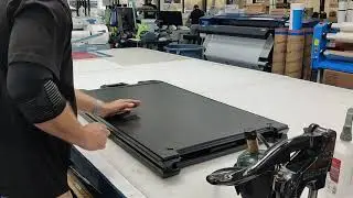 Large Format - Applying Graphics to a Signicade