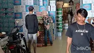 19 November 2025 Fruit juice  delivery worker