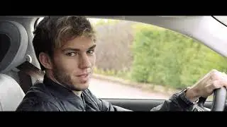 Pierre stars in the new Honda e advert! | Powered By Honda