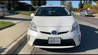 Toyota Prius 2012 ក្នុងលឿង | Toyota Prius Option 3