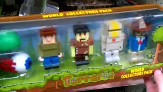 Toy Browsing -Terraria Mini Figures