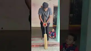 🏏 How To Put Grip On A Cricket Bat | Easy Method Grip Fitting On Bat 😍#cricket#cricketlover
