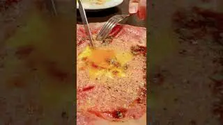Best Pizza in Japan! WTF