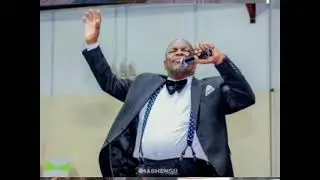 DR SD GUMBI | #umaWenaBewukhona ngabe akafanga 🙇🏻🙌