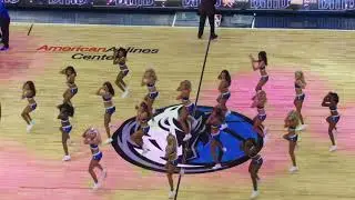 Dallas Mavericks Dancers performing vs Grizzlies
