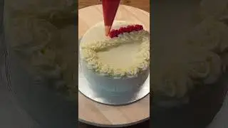 Santa Cake Decoration | Step-by-Step Tutorial #christmas #cake #shorts