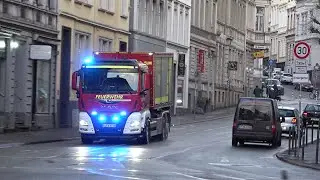 ELW B-Dienst + L&ouml;schzug + GW-Mess + WLF AB-SLM + RTW Feuerwehr Wuppertal FW 1 & 3
