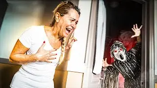 ASSUSTEI MINHA MÃE E MEUS AMIGOS COM FANTASIA ‹ Aruan ›