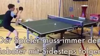 Effektives Beinarbeitstraining Tischtennis mit dem Roboter.