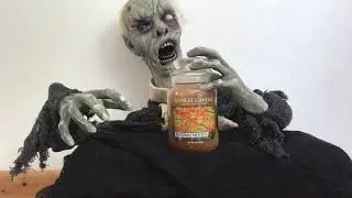 Yankee Candle Autumn Woods Review: (RETIRED) #yankeecandle #halloween2021