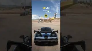 McLaren Jumps OVER an Airplane! ✈️🔥 | FH5 Shorts #fh5shorts #forzashorts #mclaren #airplanejump