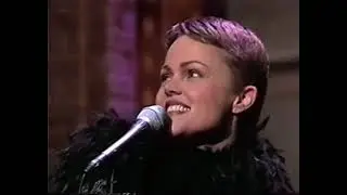 The Go Gos - Whole World Lost its Head 